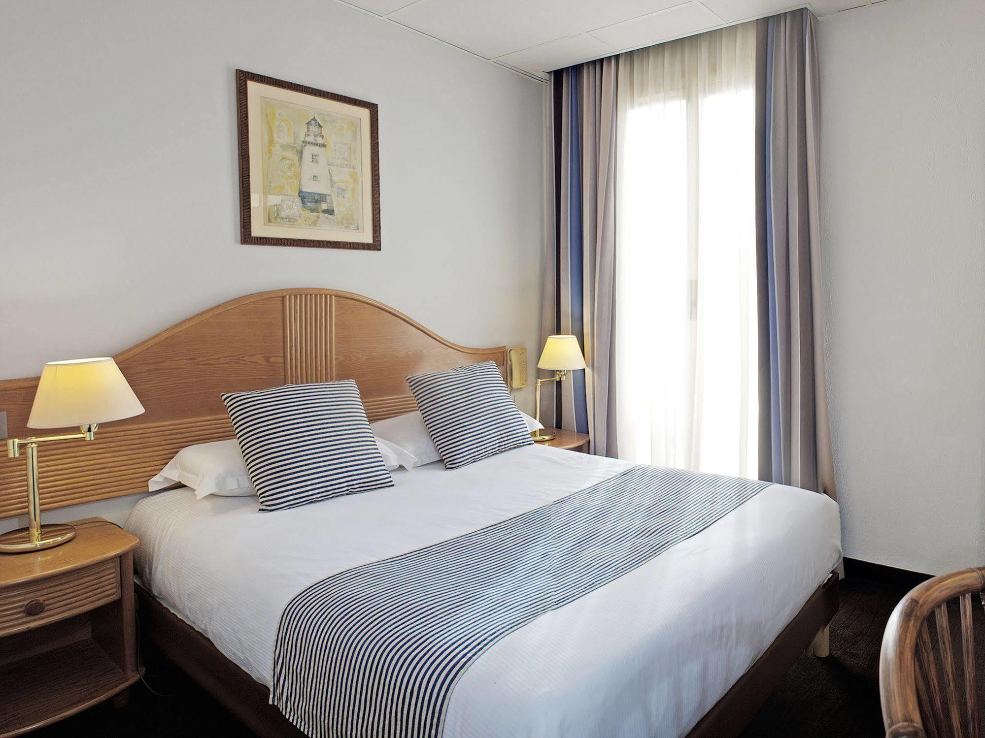 Hôtel Esprit d'Azur Nizza Zimmer foto